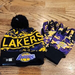 Lakers Beanie and Gloves Set - Black and Purple